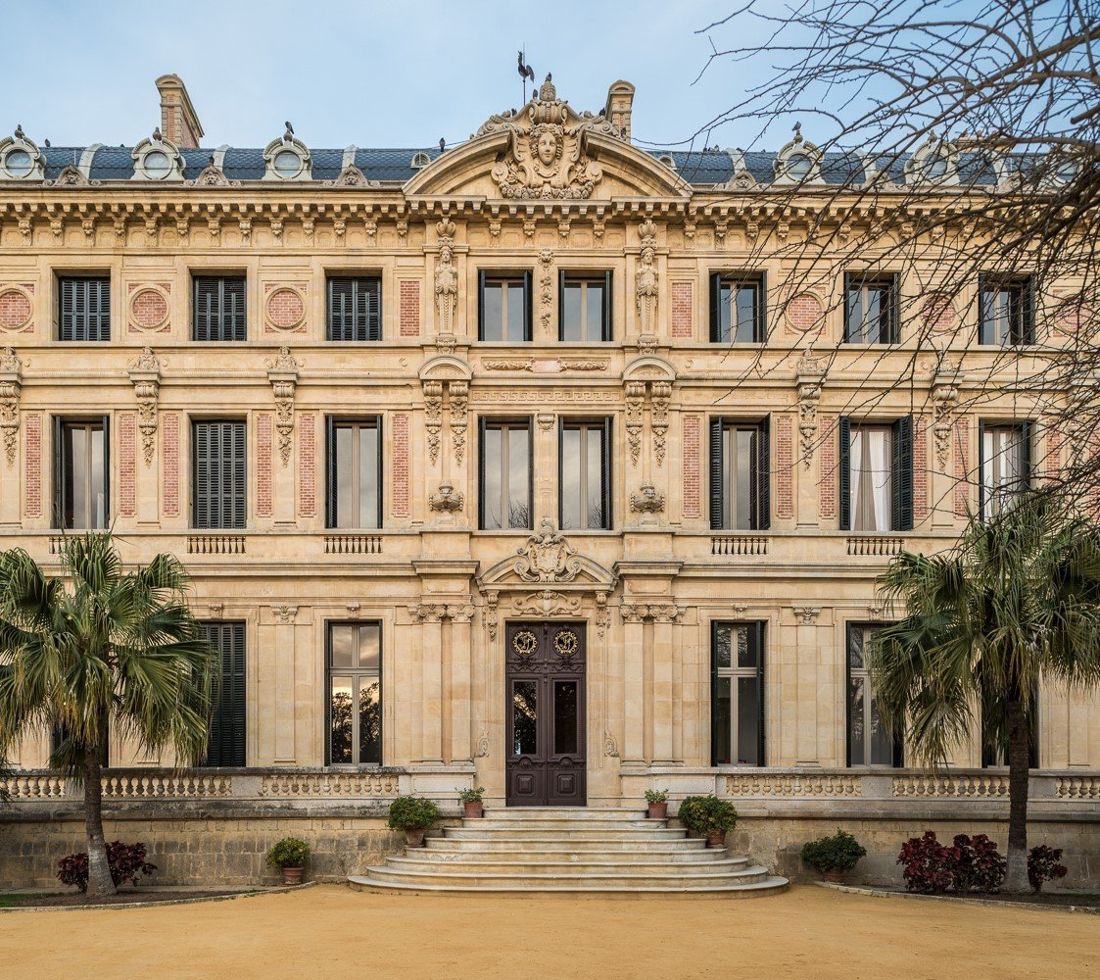 Fachada del Palacio del Recreo de las Cadenas